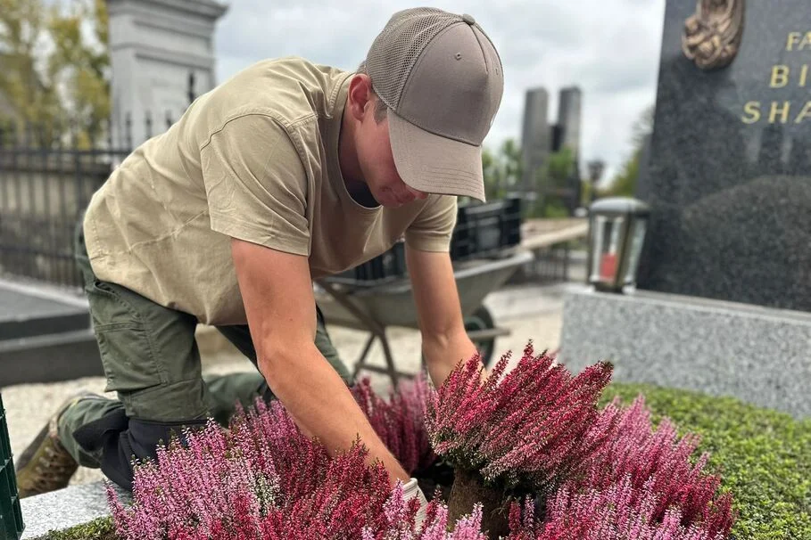 Blumen Kolb Grabpflege 2